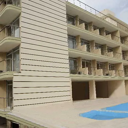 Belmare Hotel